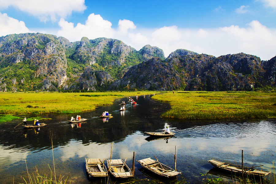 Family travel destination Ninh Bình - Trusted babysitting services available by Anh Nguyen